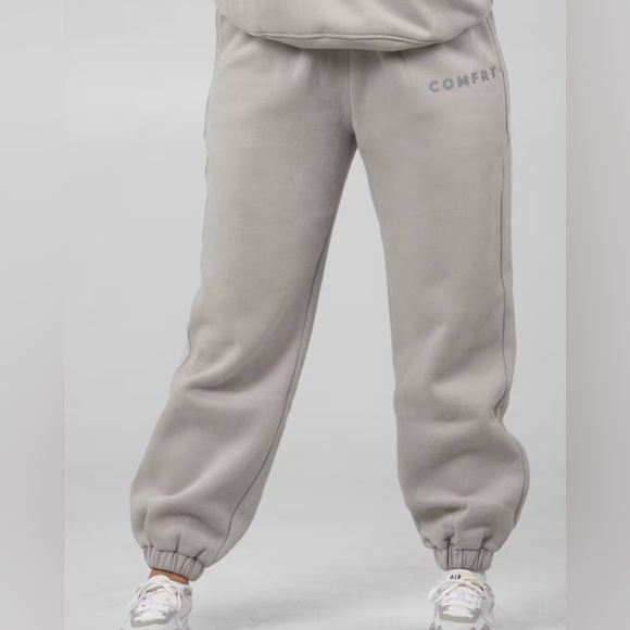 COMFRT TRANQUIL SWEATPANTS CEMENT - S - Picture 1 of 6